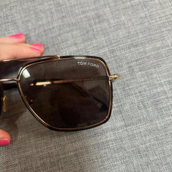 Tom Ford Lionel FT0750 52J Brown Sunglasses Unisex/Mens - Picture 5 of 6